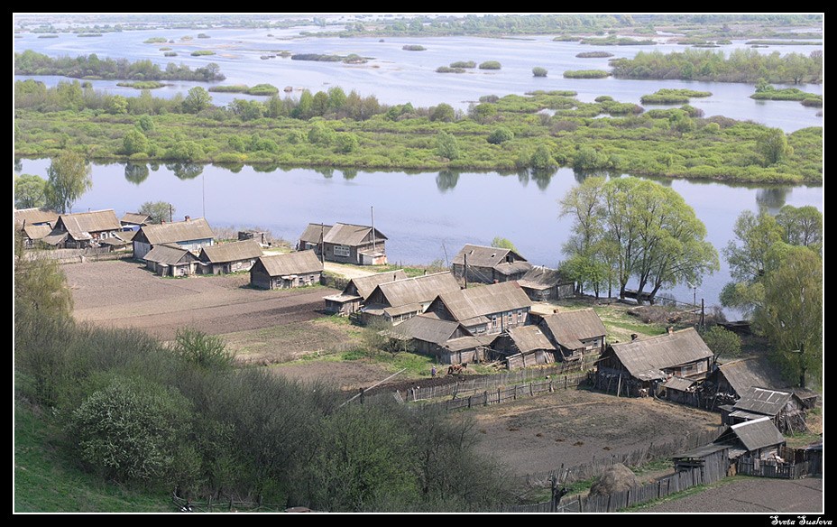 Разлив в деревне